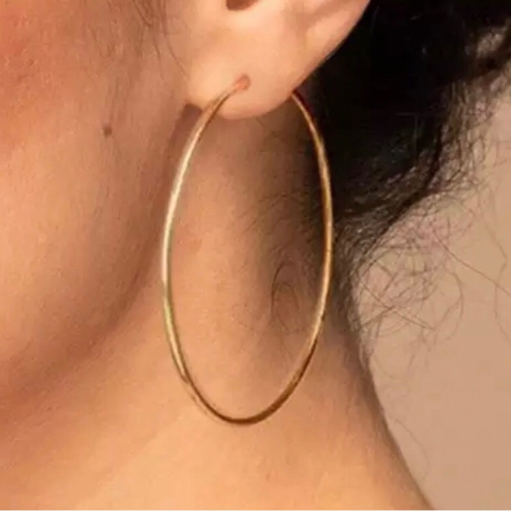 ✨✨✨Gold Thin Hoop Earring✨✨✨